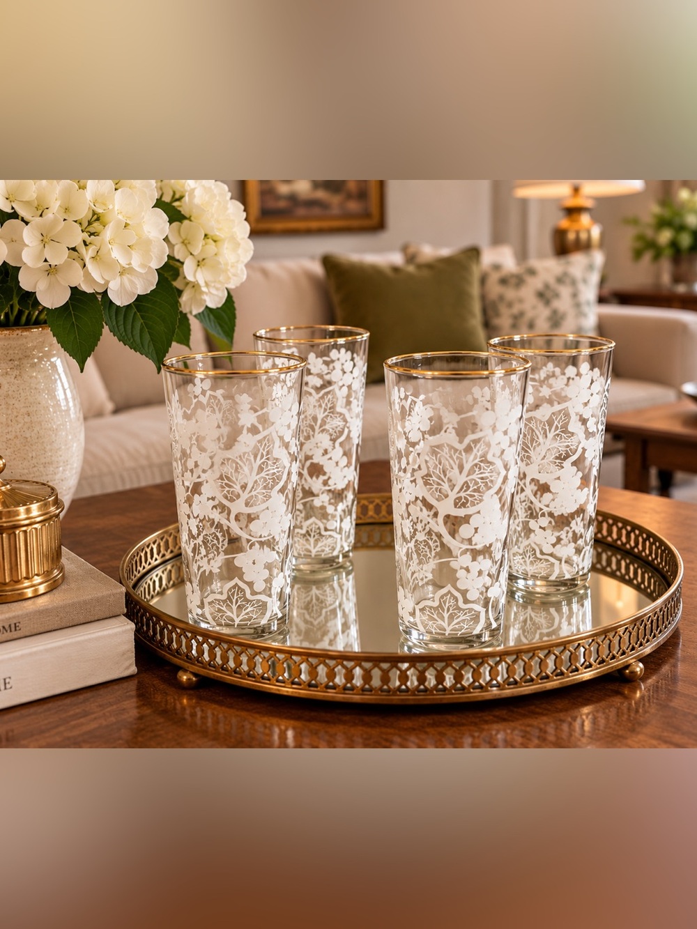 vintage mid-century clear highball/tumbler glasses adorned with a white frosted